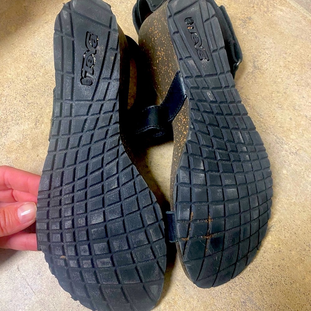 Teva Cabrillo black wedge sandals size 9 - Picture 4 of 5